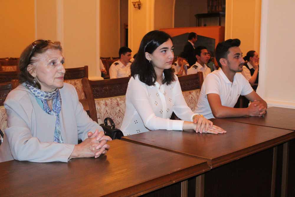 Students Participate in “Multiculturalism in Azerbaijan: History, Essence and Main Characteristics” Seminar