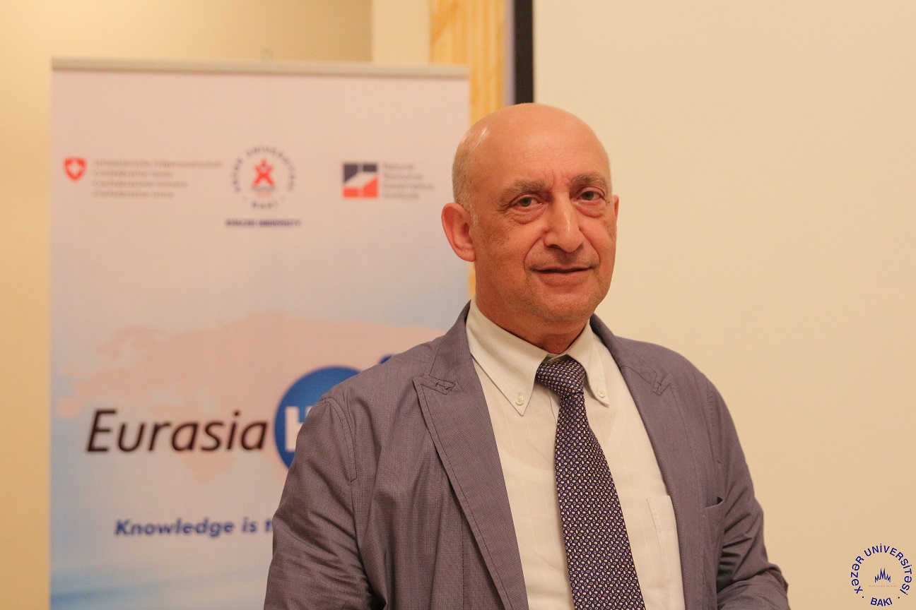 Khazar University professor as guest on “Economic Forum” program