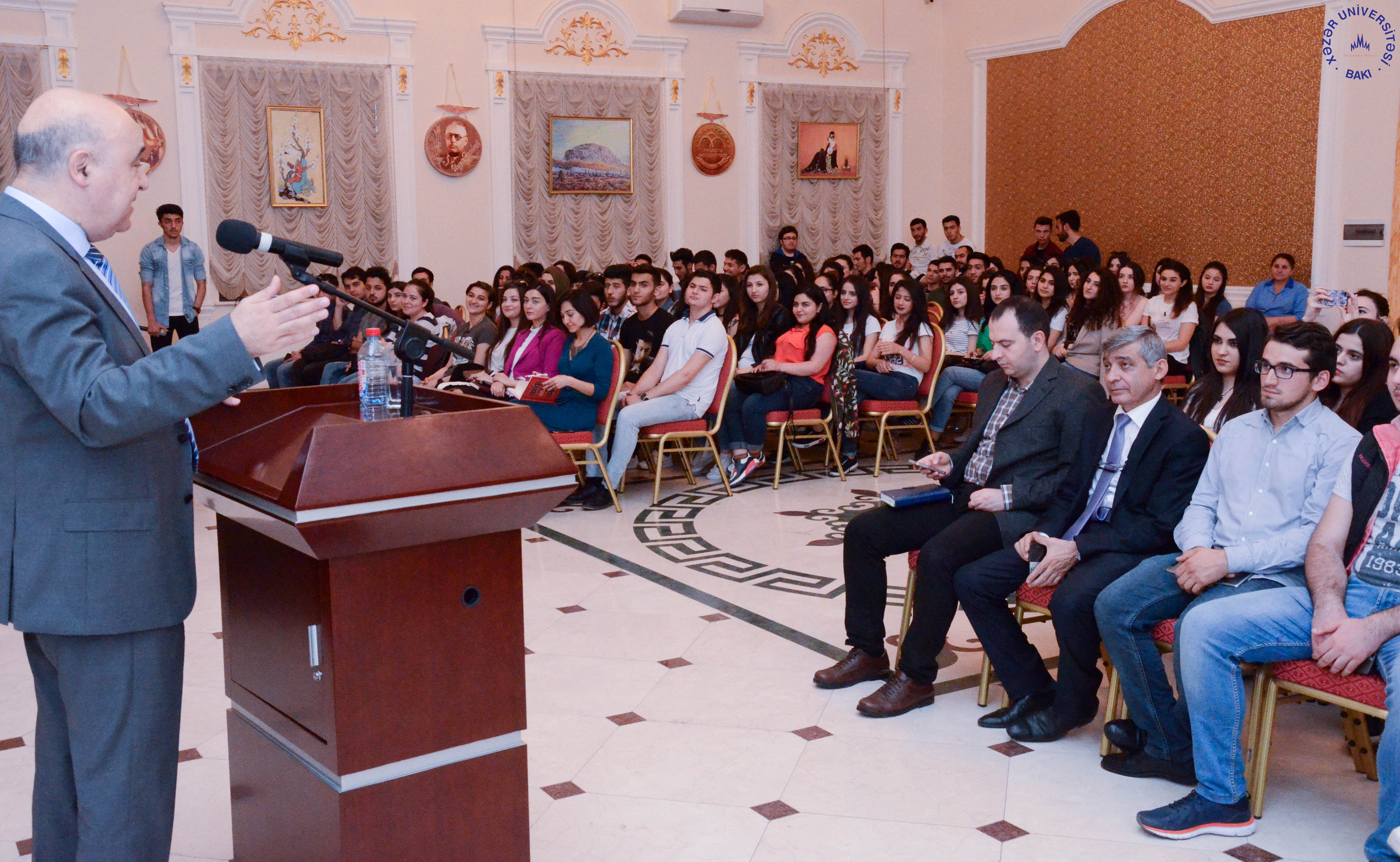 Chingiz Abdullayev met with students