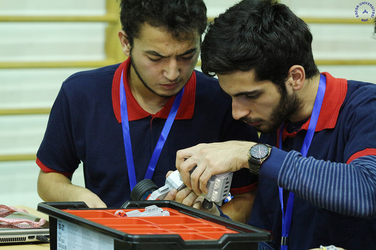 Selection Competition of The World Robotics Olympiad for Azerbaijan held