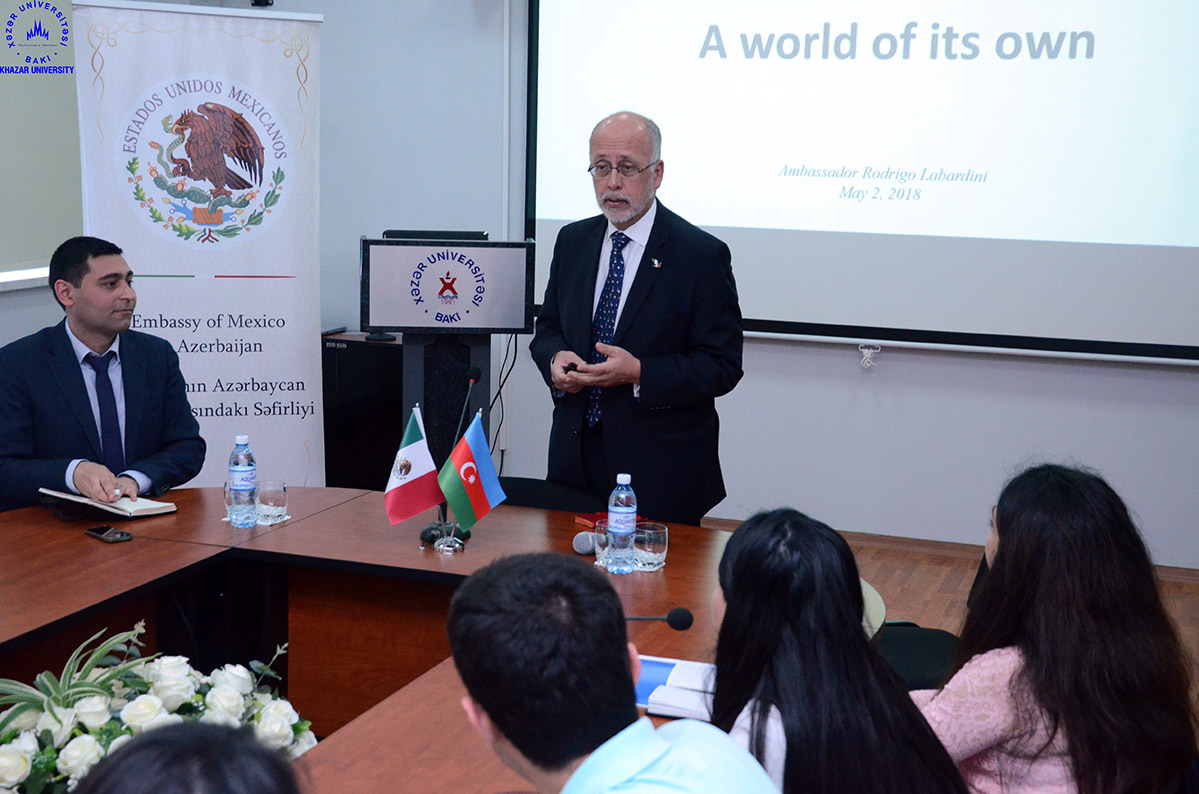Mexican ambassador to Azerbaijan delivers a lecture