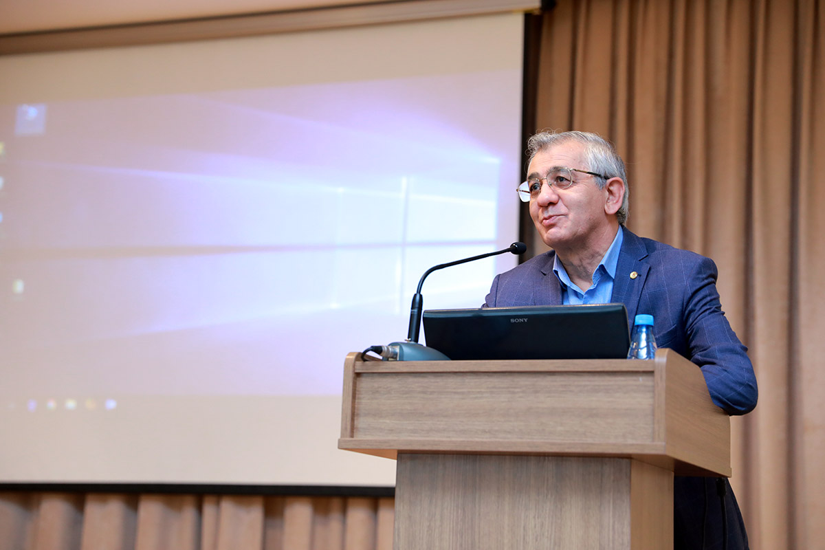 Hamlet Isakhanli delivered a speech at Conference on ‘Contemporary Problems of Design: Human-Design-Environment’