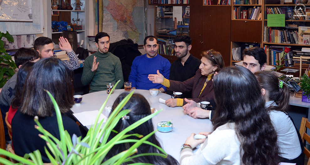 Meeting with graduates at the Department of History and Archaeology