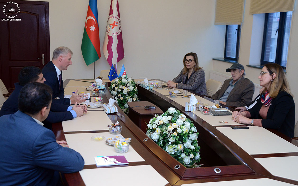 AZERTAC Reports about the Head of EU Delegation to Azerbaijan Paying Visit to Khazar University