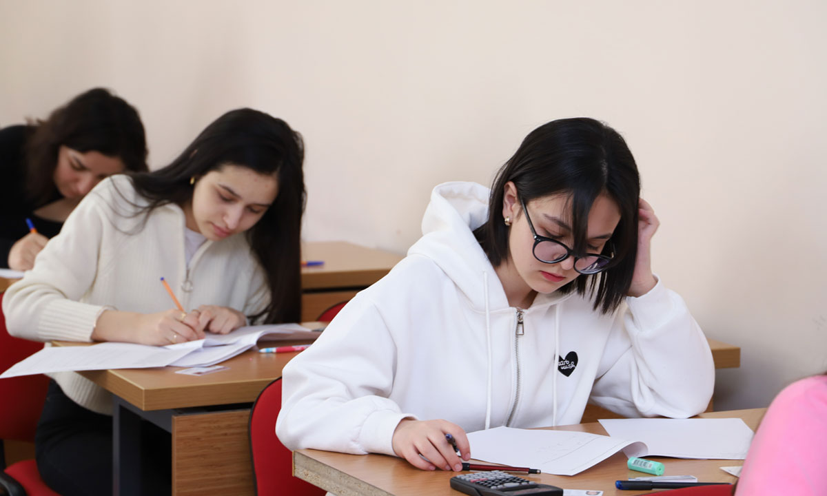 Final Exams of the First Semester at Khazar University – PHOTO SESSION