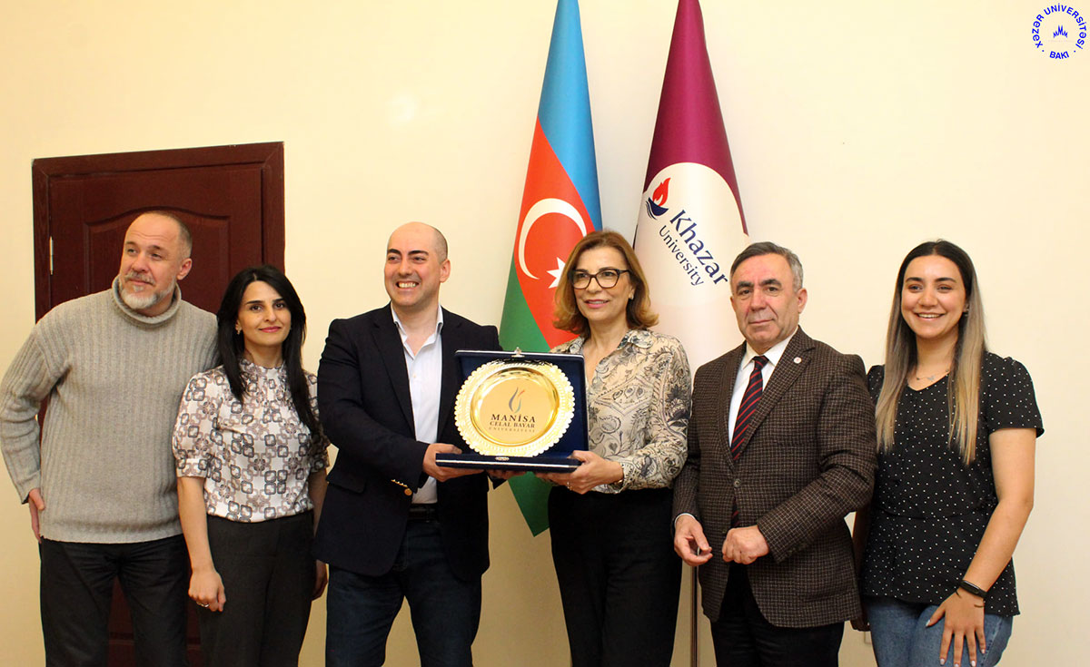 Khazar University Rector was Presented with a Gift from Manisa Jalal Bayar University