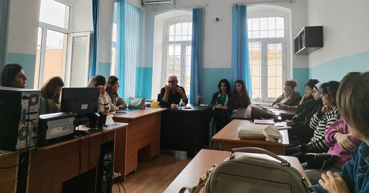 Khazar University students begin research experience at the Institute of Folklore