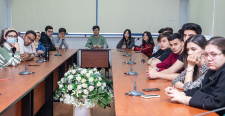 Khazar University recently convened a meeting to address carbon management and discuss the steps taken to decrease carbon dioxide emissions and overall energy consumption