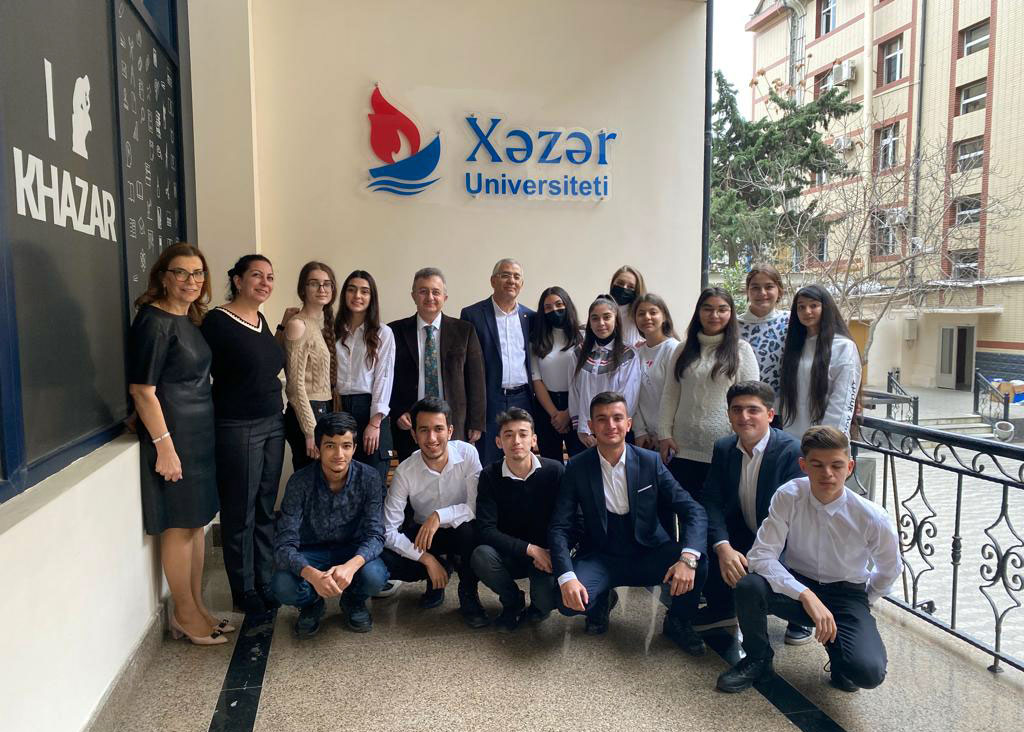 Rector of Istanbul Kent University Visits Khazar University