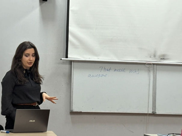 Simultaneous Interpreter Meets with Students at Khazar University