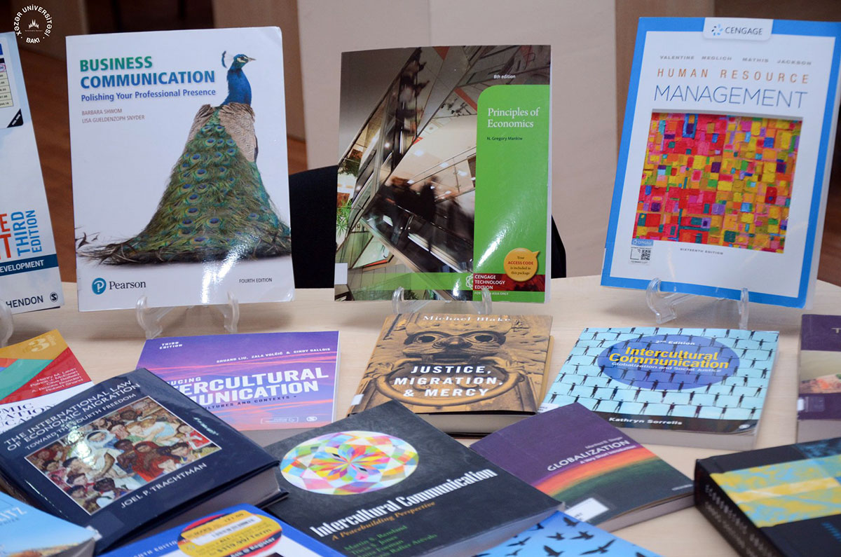 KİM Erasmus+ PROMIG layihəsi çərçivəsində yeni kitablar aldı