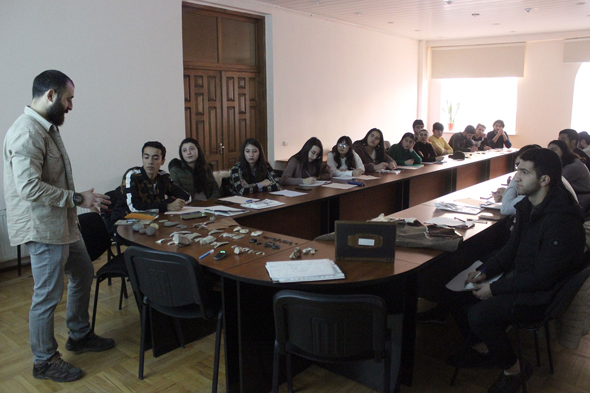 Practical Lesson in Archeology Held at University