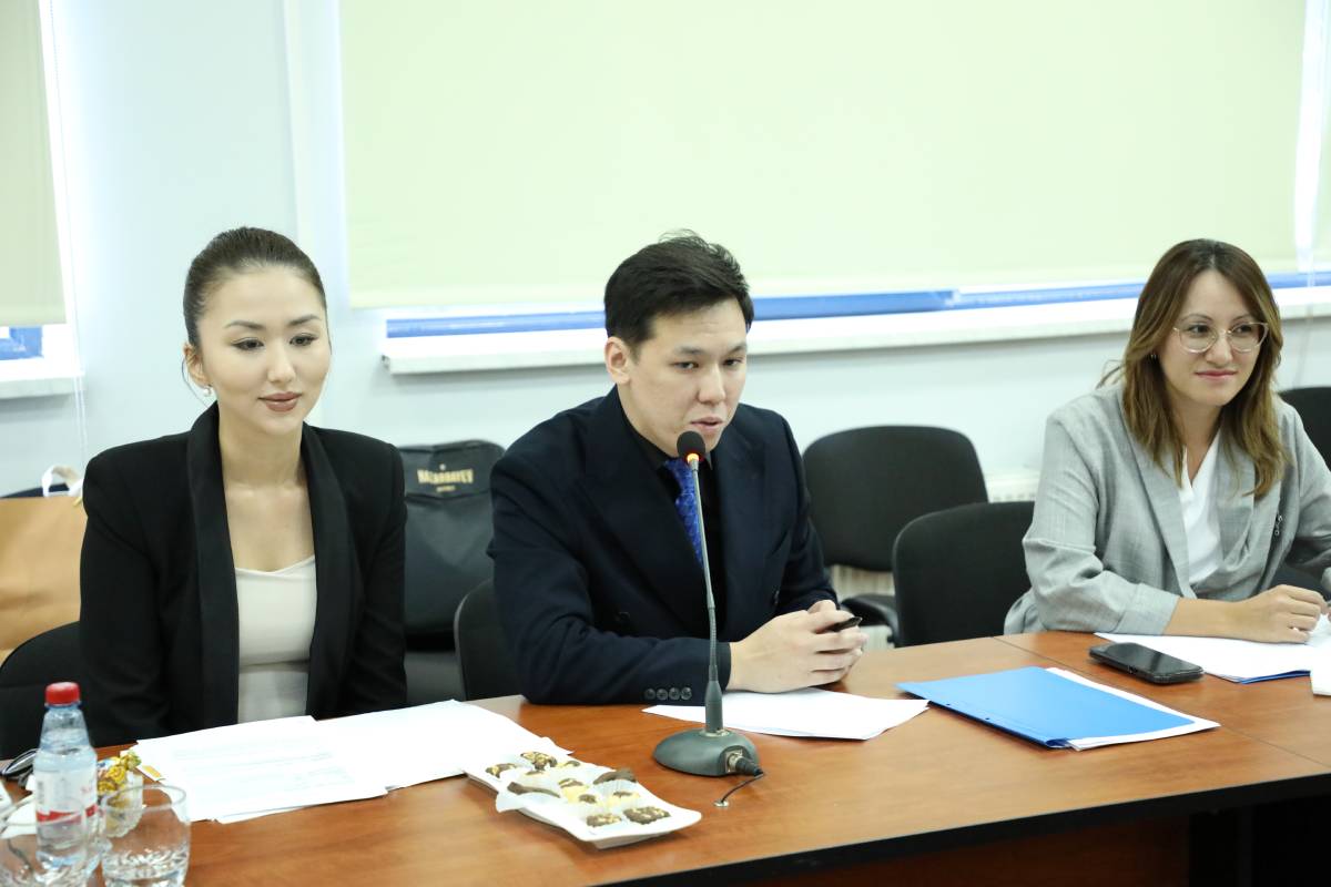 Qazaxıstanın Nazarbayev Universiteti ilə görüş