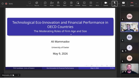 Böyük Britaniyanın Exeter Universitetində təhsil alan doktorantın seminarı     