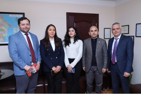 A Diplomat of the U.S. Embassy at the Department of Political Science and Philosophy