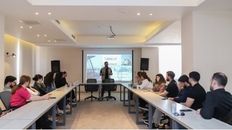 "İnci Hotel"- də tələbələr üçün informasiya-təcrübə sessiyası