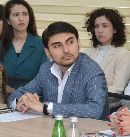 Departament əməkdaşı yeni  layihədə   