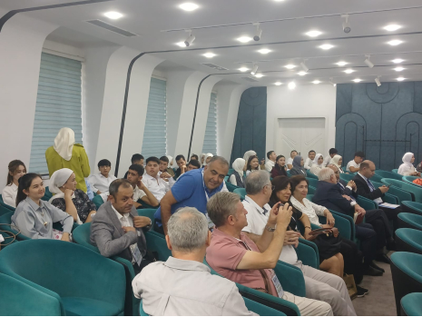 Andican Forumunda Şuşanın Türk-İslam memarlıq irsi və şəhər kimliyi müzakirə olunub   