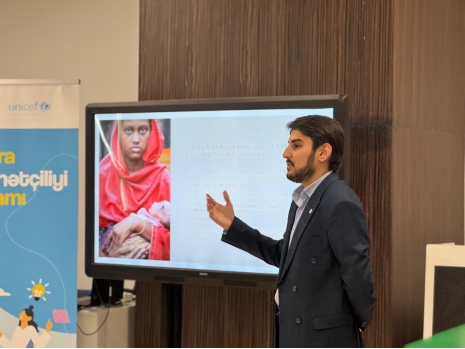 Staff Member of Psychology Department Conducts Seminar on "Psychological and Physiological Consequences of Early Marriage" at Baku Youth Center
