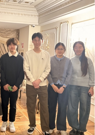 Chinese Students Attend "Arshin Mal Alan" Performance