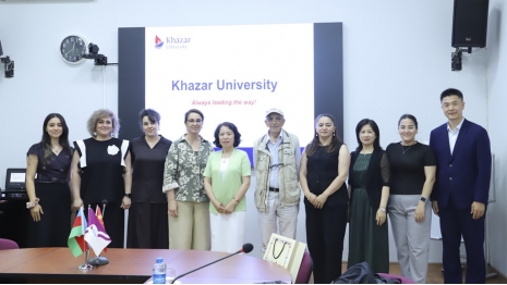 Çinin Dalian Universitetinin nümayəndə heyəti "Xəzər"də   
